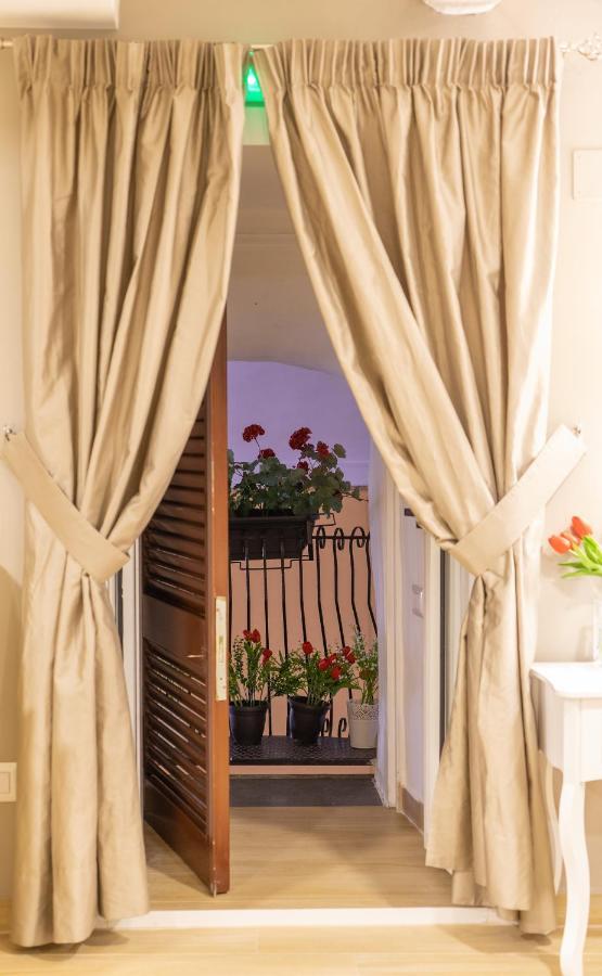Reginella Duomo Apartment Naples Exterior photo